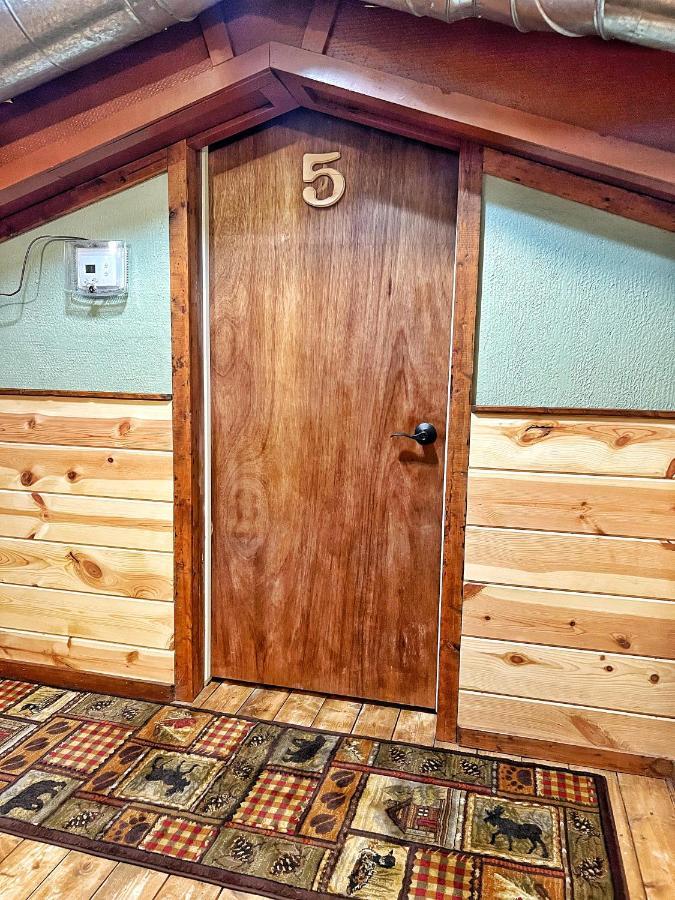 The Lodge At Devils Tower Exterior foto